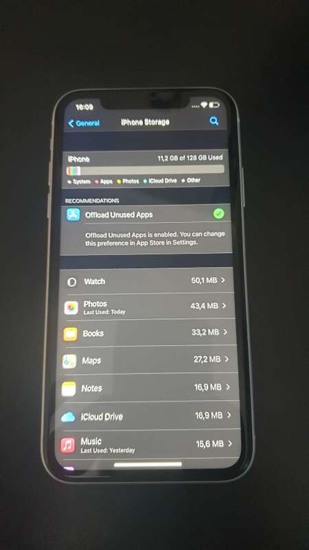 iPhone XR