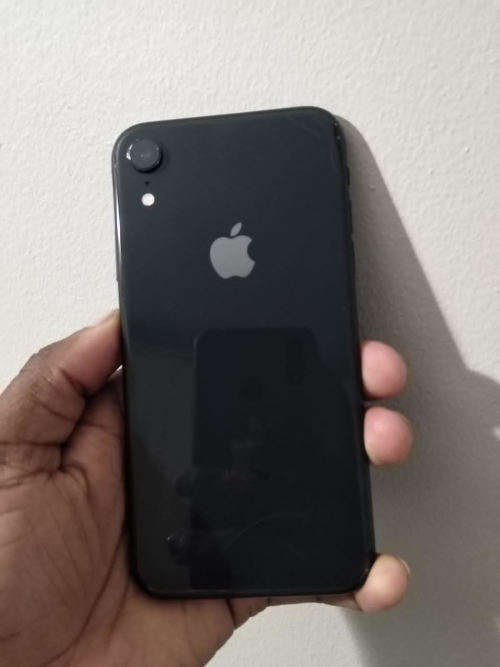 iPhone XR 64GB