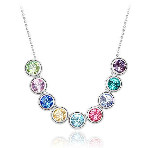 LOCAL STOCK  MADE WITH SWAROVSKI ELEMENTS  CRYSTAL STLYE  NECKLACE