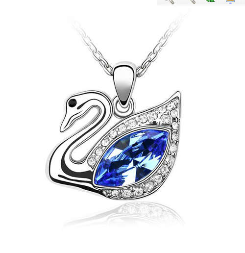 LOCAL STOCK MADE WITH SWAROVSKI ELEMENTS CRYSTAL STYLE PENDANT