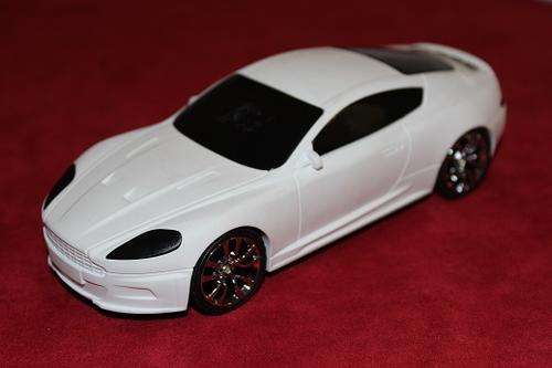 I-Pod Sports Car, White 02-01