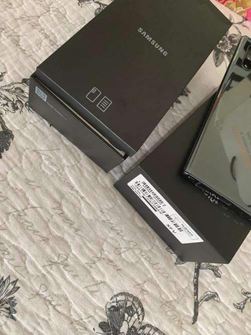 Samsung Galaxy Note 10 Plus (256GB ) *EXCELLENT CONDITION DEMO UNIT* + box & accessories(SINGLE SIM)