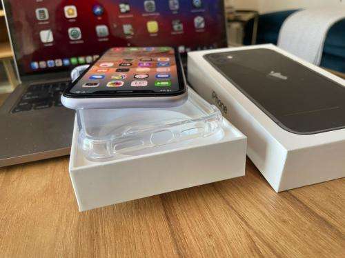 iPhone 11 Purple (64GB) *IN EXCELLENT CONDITION* , comes with packaging and accessories