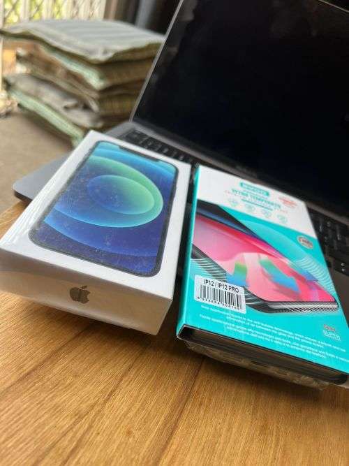 Brand New Sealed iPhone 12 (64GB) Blue + extras  *OPEN TO ALL NETWORKS*