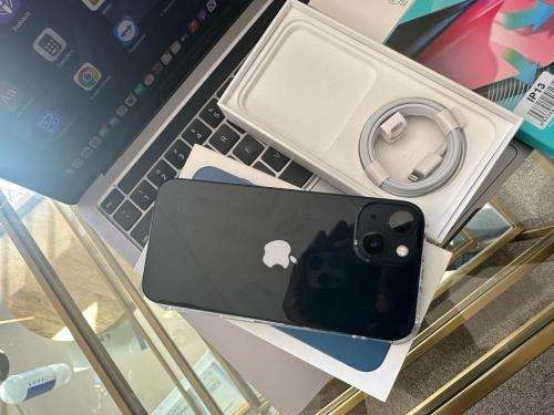 iPhone 13  (128GB) Midnight +box & accessories. Excellent Condition* OPEN TO ALL NETWORKS*
