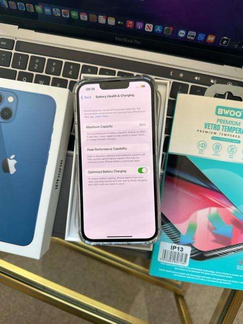 iPhone 13  (128GB) Midnight +box & accessories. Excellent Condition* OPEN TO ALL NETWORKS*