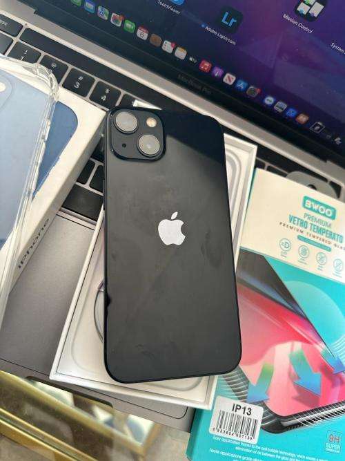 iPhone 13  (128GB) Midnight +box & accessories. Excellent Condition* OPEN TO ALL NETWORKS*