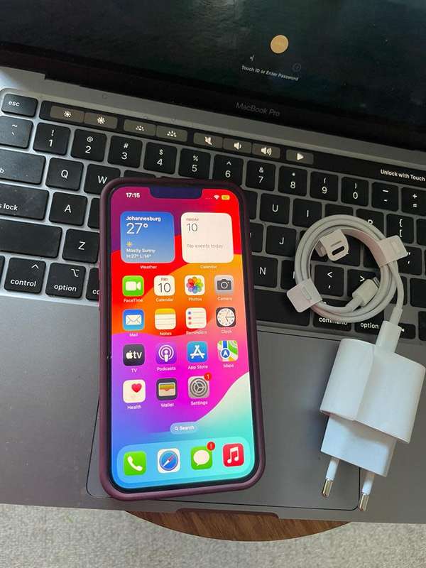iPhone 13 Pro Sierra Blue (256GB)*EXCELLENT CONDITION *  + packaging and accessories