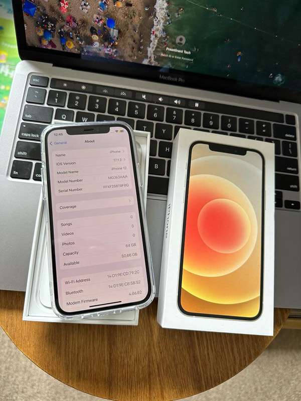 iPhone 12 , Silver (64GB)  Prestine Condition + box, charger and EXTRAS worth R499
