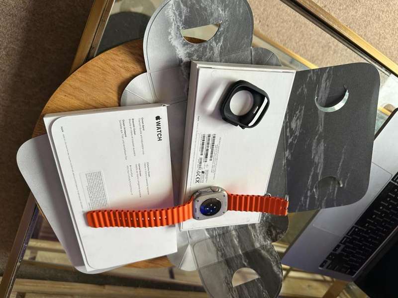 Apple Watch Ultra Gen 2 (49mm) Excellent Condition , 64GB + box, charger & accessories.