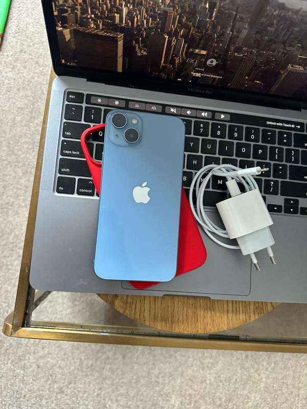 iPhone 14 Plus (128GB) Blue * PRESTINE CONDITION AS NEW, READ DESCRIPTION * +  accessories