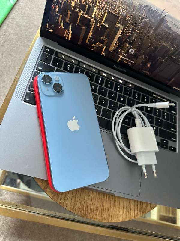 iPhone 14 Plus (128GB) Blue * PRESTINE CONDITION AS NEW, READ DESCRIPTION * +  accessories