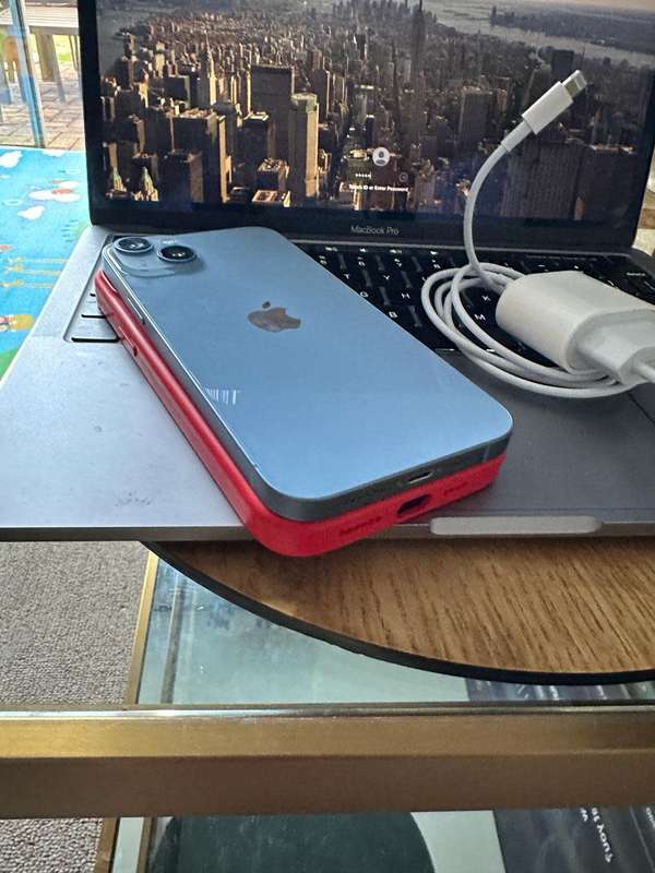 iPhone 14 Plus (128GB) Blue * PRESTINE CONDITION AS NEW, READ DESCRIPTION * +  accessories