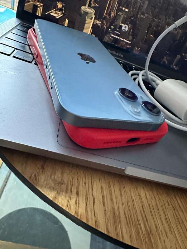 iPhone 14 Plus (128GB) Blue * PRESTINE CONDITION AS NEW, READ DESCRIPTION * +  accessories