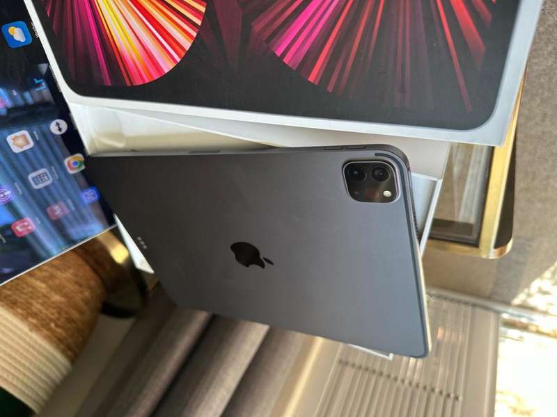 iPad Pro 11 Inch 3rd Gen M1 Processor(128GB) Wi-Fi Only