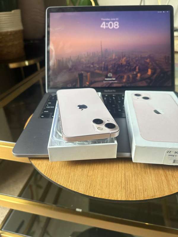 iPhone 13 , Pink (256GB)  Excellent Pre-owned  Condition + box, charger and Accessories