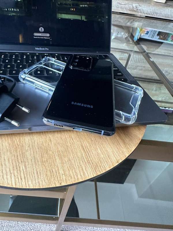 Samsung Galaxy S20 Ultra, Black 12GB RAM (256GB)
