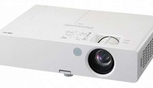 ::Panasonic PT LB3EA LCD ProjectorPanasonic PT LB3EA LCD Projector