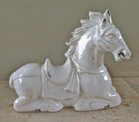 Off white ceramic horse 25cm x 30cm