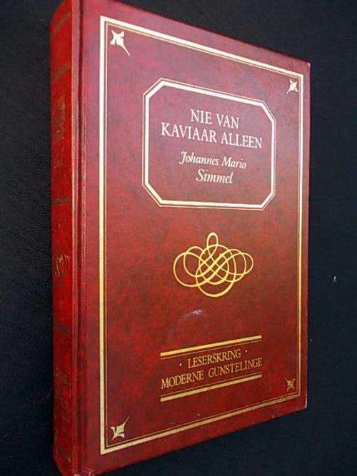 NIE VAN KAVIAAR ALLEEN - Johannes Mario Simmel
