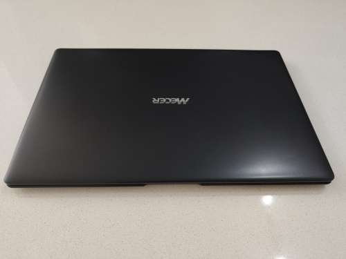 **BARGAIN BUY** MECER MYLIFE 14 Z140C-ULTRA WINDOWS 10 NOTEBOOK  MATTE BLACK +BAG