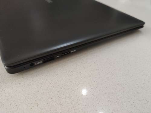**BARGAIN BUY** MECER MYLIFE 14 Z140C-ULTRA WINDOWS 10 NOTEBOOK  MATTE BLACK +BAG