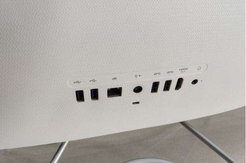 **BARGAIN BUY** HP ALL IN ONE PC i5 8thGen 8GB RAM 256SSD + wireless mouse and keyboard