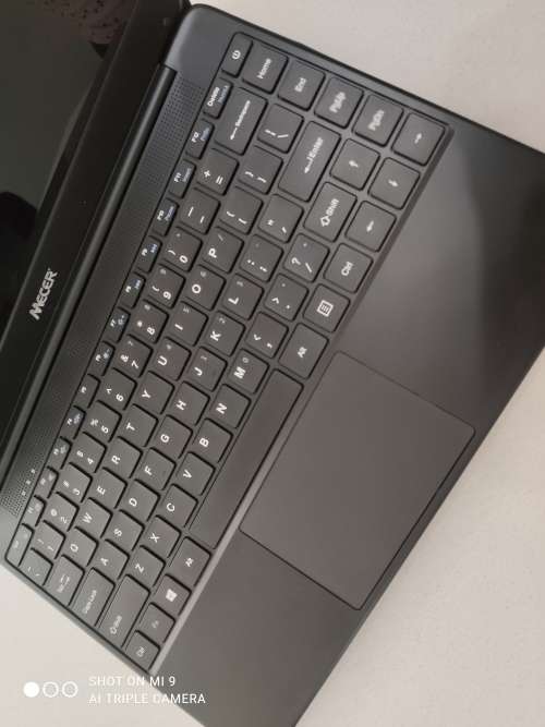 **Bargain Buy** -Fussy power port- Mecer MyOffice CB14Q18 i3 4GB 128GB SATA III SSD 14 Notebook