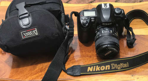 Nikon Digital Camera  D100 #2155956 AF Micro Nikkor 60 mm 1:2.8D (A-2)