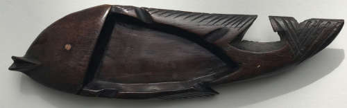 #02 African Art  Fish wood carvings