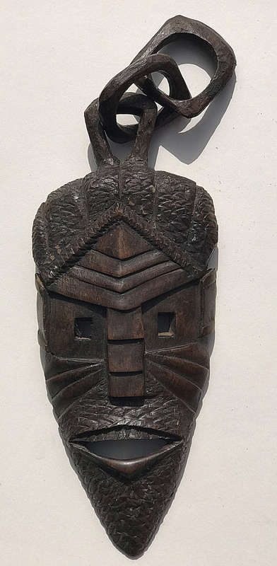 #06 African Art  Mask wood carvings