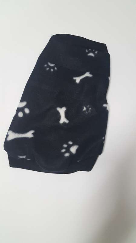 fleece dog jersey black paw/bone print x-large