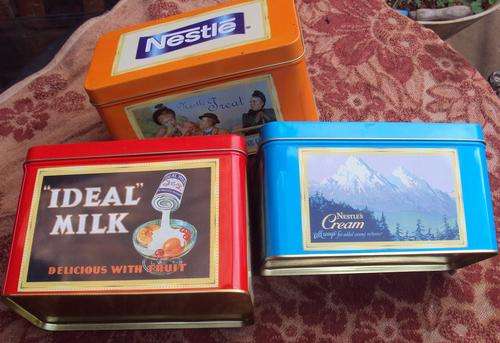 3 Nestle Tins