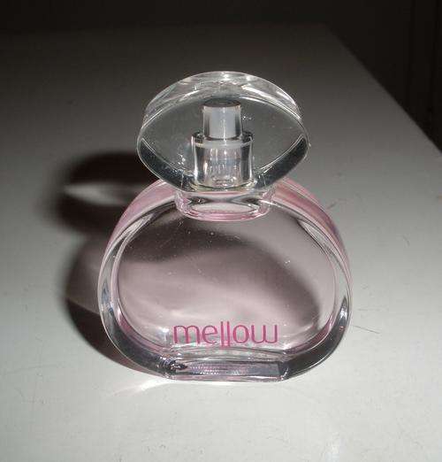 Cute Mellow miniature perfume bottle