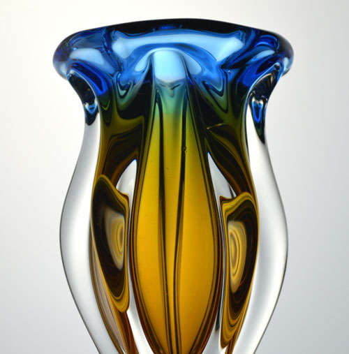 A DAZZLINGLY BEAUTIFUL CZECH ART GLASS CHRIBSKA VASE DESIGNED BY PROF JOSEF HOSPODKA (1923-1980)
