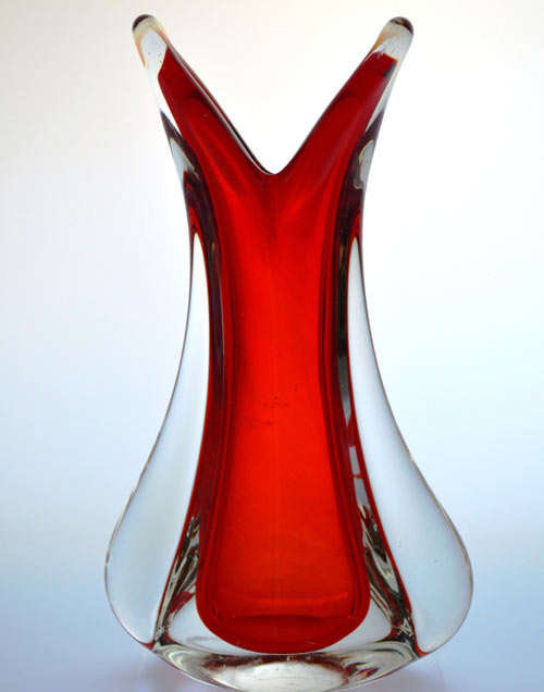 * A BEAUTIFUL MURANO VASE OF BRIGHT RED & TRANSPARENT GLASS - MID 20TH CENTURY ART GLASS AT ITS BEST