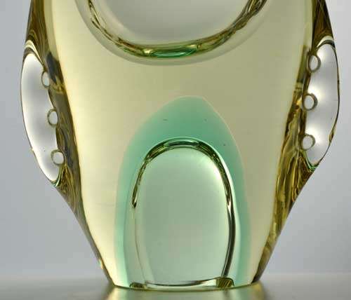 * MOST ELEGANT CITRINE & GREEN CZECH ART GLASS VASE, DESIGNED BY PROF MILOSLAV KLINGER (1922-1999)