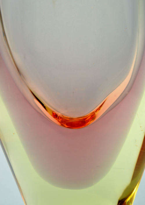 * A MAGNIFICENT SOMMERSO MURANO VASE - MID 20TH CENTURY ART GLASS AT ITS VERY BEST!
