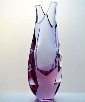* MAGNIFICENT CZECH ART GLASS VASE, DESIGNED BY PROF MILOSLAV KLINGER (1922-1999)