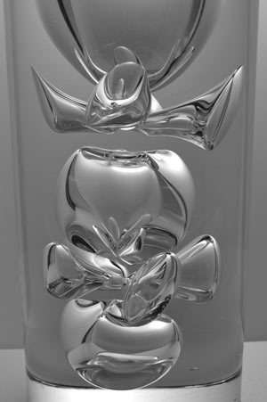 DAZZLING, TRANSPARENT & HEAVY SKRDLOVICE VASE, DESIGNED BY JAN BERANEK (1933-) IN 1980