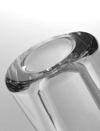 DAZZLING, TRANSPARENT & HEAVY SKRDLOVICE VASE, DESIGNED BY JAN BERANEK (1933-) IN 1980