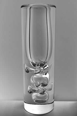 DAZZLING, TRANSPARENT & HEAVY SKRDLOVICE VASE, DESIGNED BY JAN BERANEK (1933-) IN 1980