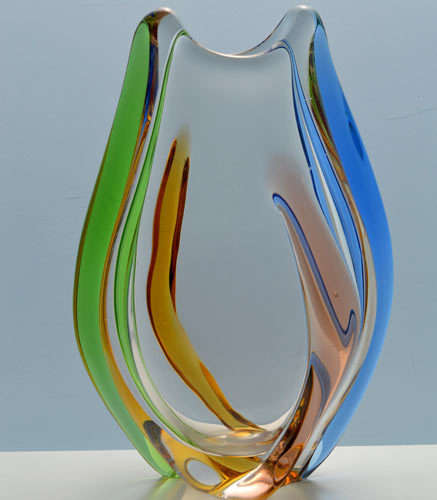 * A MAGNIFICENT & MOST ELEGANT CZECH ART GLASS VASE DESIGNED BY FRANTISEK ZEMEK FOR MSTISOV