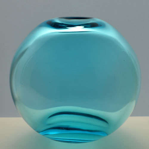 * A DELICATE & VERY BEAUTIFUL AZURE-COLOURED ART GLASS BALL VASE (MOST LIKELY CZECH)