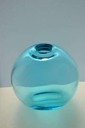 * A DELICATE & VERY BEAUTIFUL AZURE-COLOURED ART GLASS BALL VASE (MOST LIKELY CZECH)