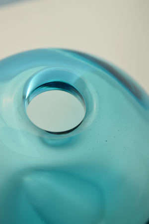 * A DELICATE & VERY BEAUTIFUL AZURE-COLOURED ART GLASS BALL VASE (MOST LIKELY CZECH)