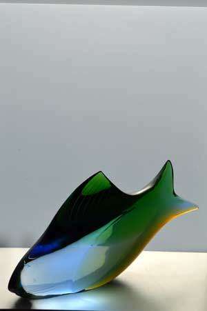 A VERY RARE CULT ITEM: EXBOR FISH GLASS SCULPTURE DESIGNED BY ROZINEK AND HONZIK IN THE 1960s