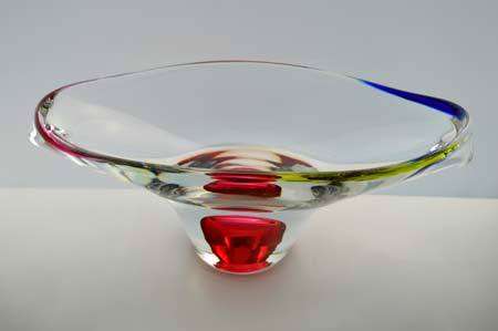 DAZZLING CZECH ART GLASS CHRIBSKA BOWL DESIGNED BY PROF JOSEF HOSPODKA FOR CHRIBSKA