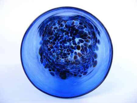 MAGNIFICENT BEAUTY. BRAND NEW, SIGNED & IN ORIGINAL PACKAGING. MURANO TUMBLER IMPORTED FROM ITALY!