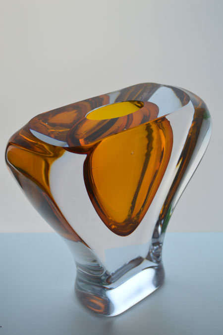 CHUNKY DAZZLINGLY BEAUTIFUL MODERN CZECH ART GLASS ARCHITECTURAL OBJECT, DESIGNED BY ALES VALNER